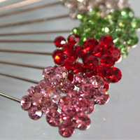 Pin Tudung Berhias
